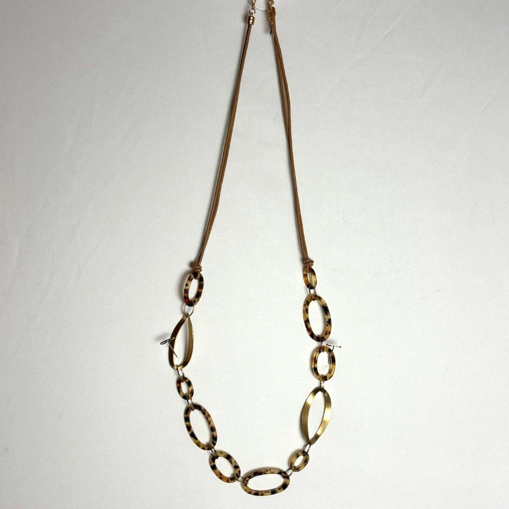 Chico's Style Extra Long 43" Leopard Print Resin & Matte Gold Link Rope Necklace - Picture 3 of 11